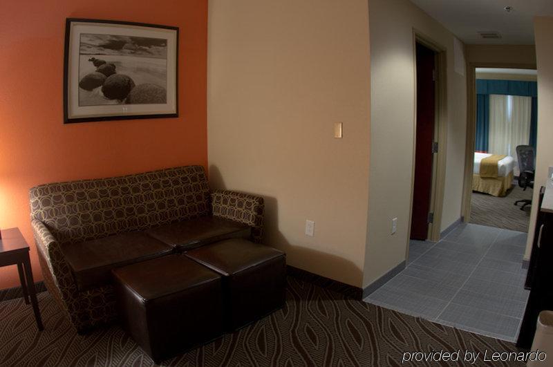Holiday Inn Express & Suites Havelock Northwest New Bern, An Ihg Hotel Room photo